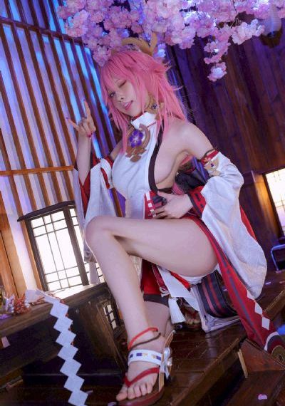 丰满美女av_BD韩语电影在线看