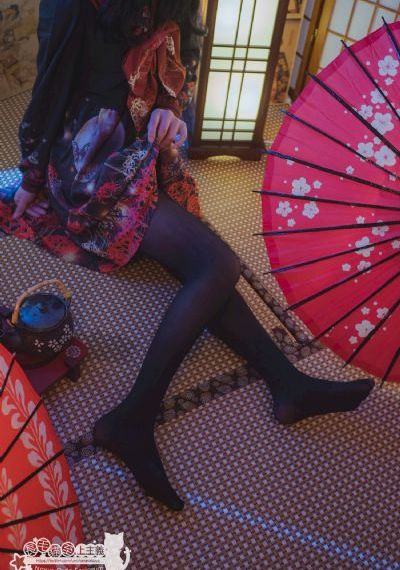 国产亚洲经典美女久久久_高清点播免费观看最新