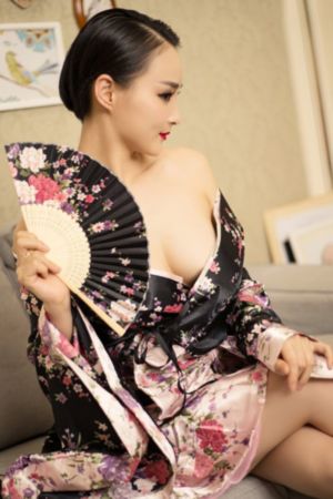 国产精品人人妻人色五月_高清电影-免费完整版