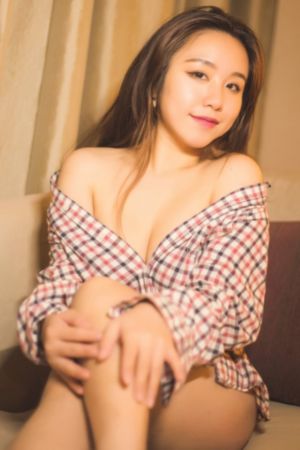 亚洲专区国产精品欧美电影_高清版完整版未删减