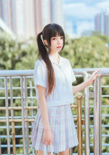 巨胸女仆服务在线电影_蓝光免费播放